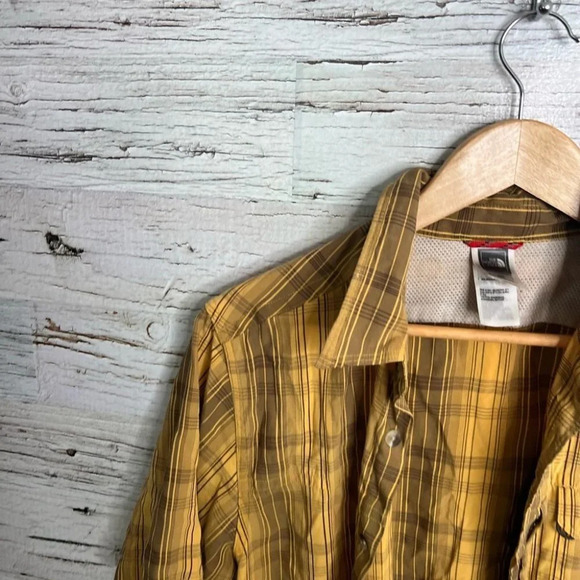 The north face yellow brown plaid tee shirt button down size medium orange - Picture 3 of 9